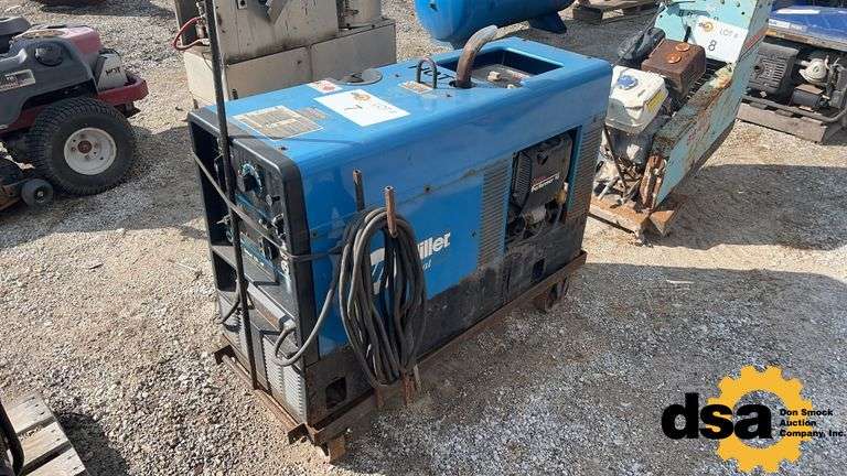 Miller Bobcat 225AC/DC -8500 Welder Generator,
