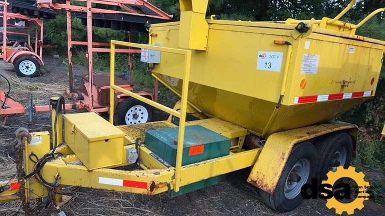 2014 Falcon P4D1Xi Hot Mix Trailer,