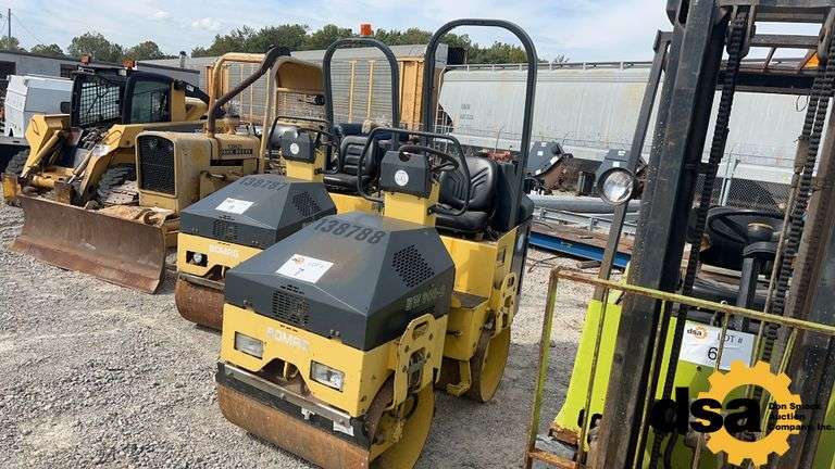 2004 Bomag BW900-2Double Drum Roller,