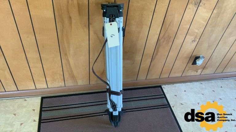 Laser and Sight Level Tri Pod