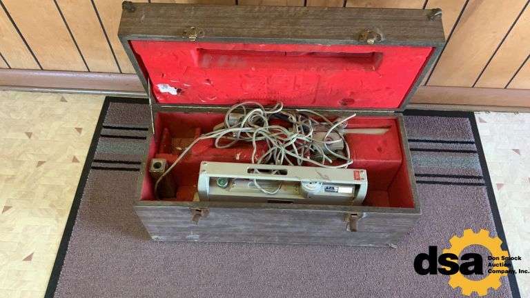 Blount and George S-352 Automatic Grade Level,