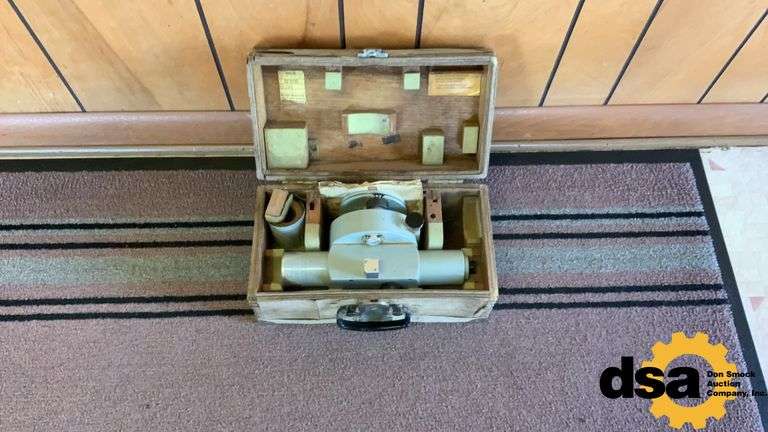K and E Ni2 Sight Level,