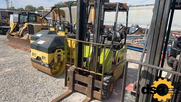 1990 Clark GPS 15 Forklift,