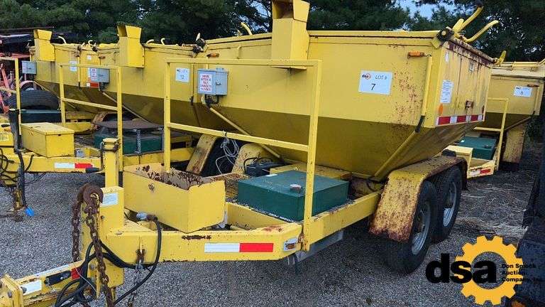 2015 Falcon P4D1Xi Hot Mix Trailer,