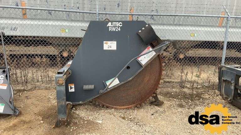 Alitec RW24 Asphalt Saw Skid Loader Attachment