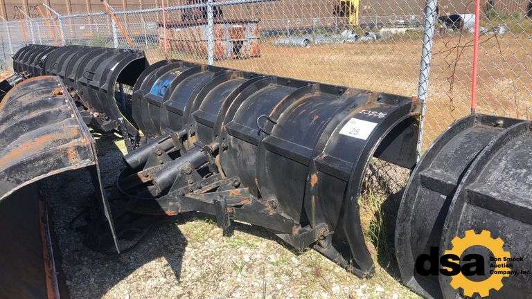 2006 Good Roads 120 12M42 Snow Plow,