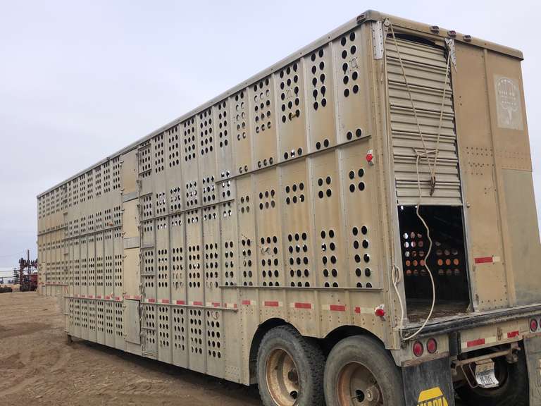 1980 Merritt Cattle Pot Smith Sales Co. Auctioneers