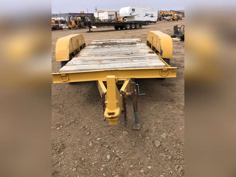 Miller Tilt Top Skid Steer Trailer Smith Sales Co. Auctioneers