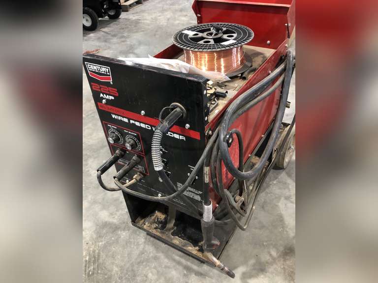 Century Mig Welder Smith Sales Co. Auctioneers