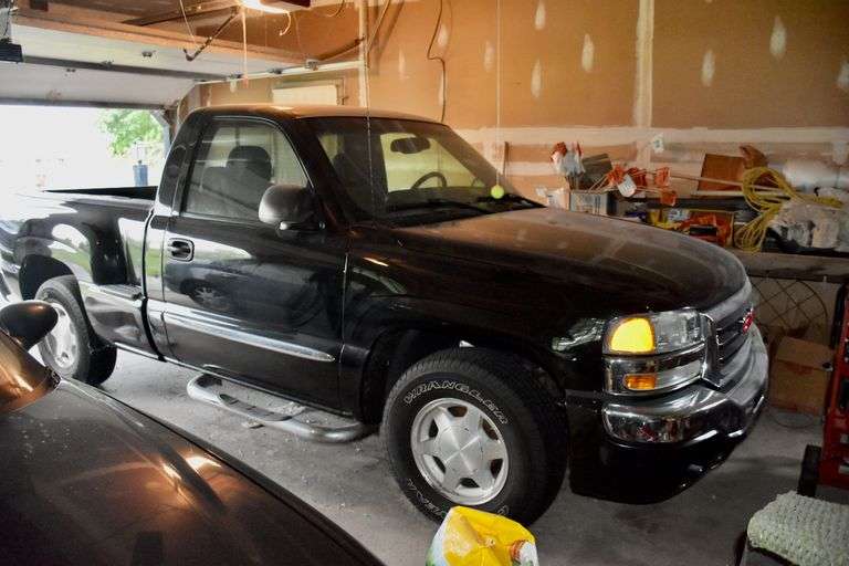 Lynn Sumerix Living Estate Auction, Monday Morning, July 26th @ 10:00 A.M.