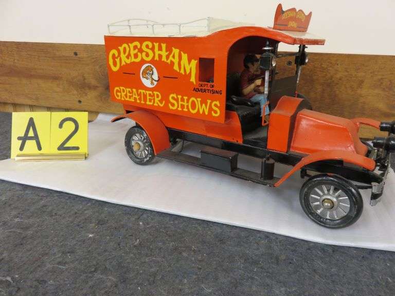 A Wonderful Folk Art Handmade Circus, Saturday Morning, Oct. 23rd @ 9:30 A.M.