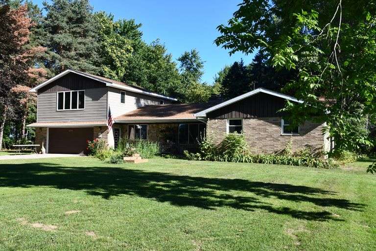 Real Estate Auction, Saturday, October 15th @ 12:30 P.M.