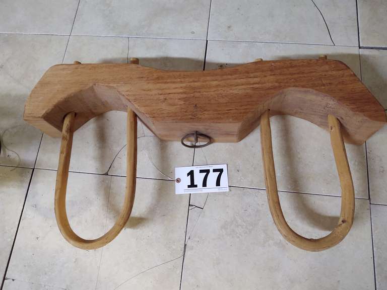 Vintage wooden yoke. Possibly a reproduction South Auction