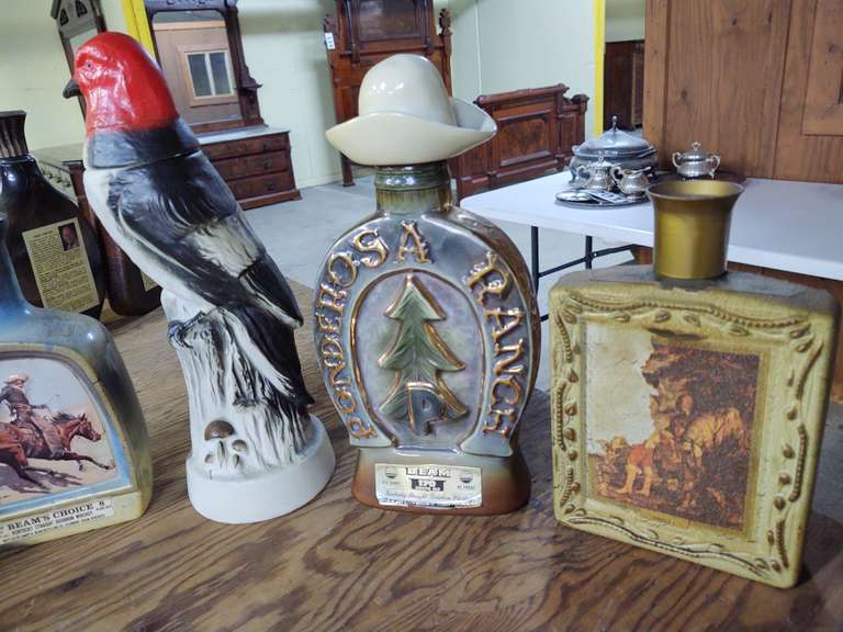 Lot of 9 miscellaneous vintage liquor decanters South Auction