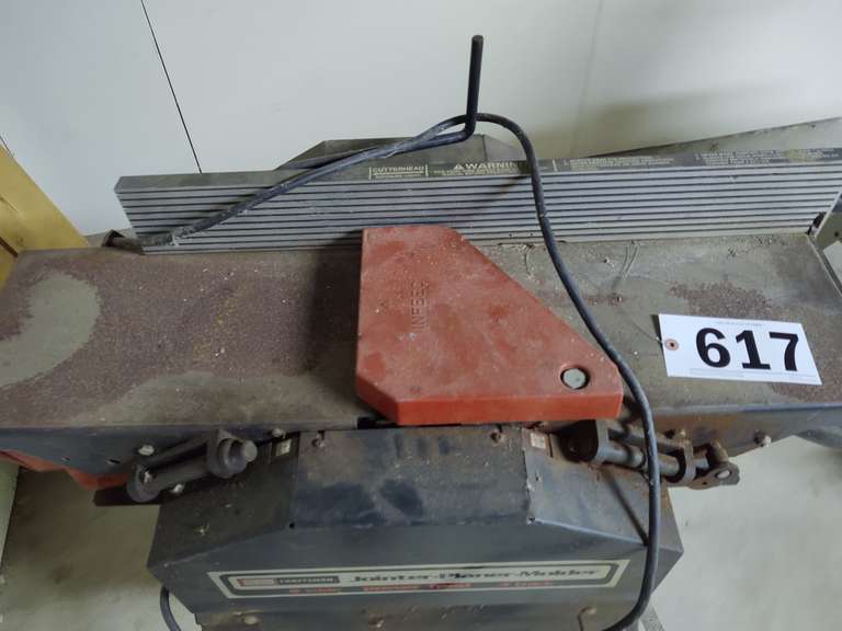 Craftsman Jointer/Planer/Molder. 8"/4" South Auction