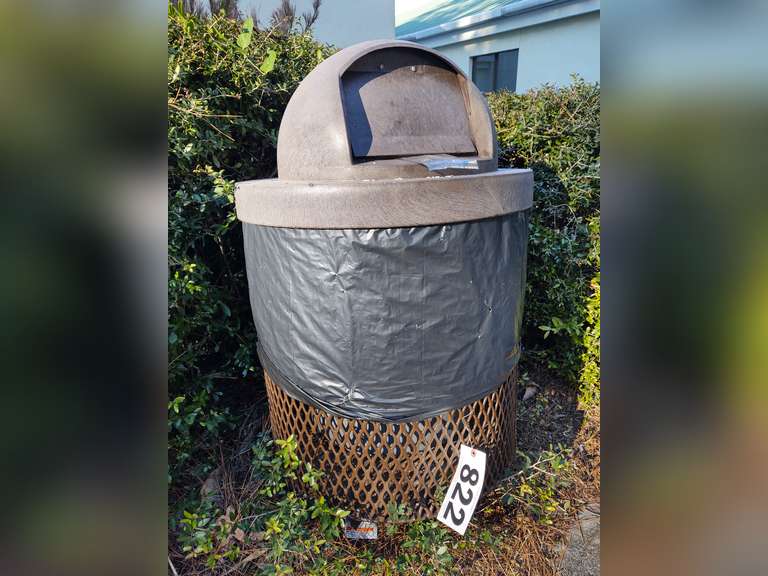 Lot of 5 commercial outdoor trash can holders South Auction