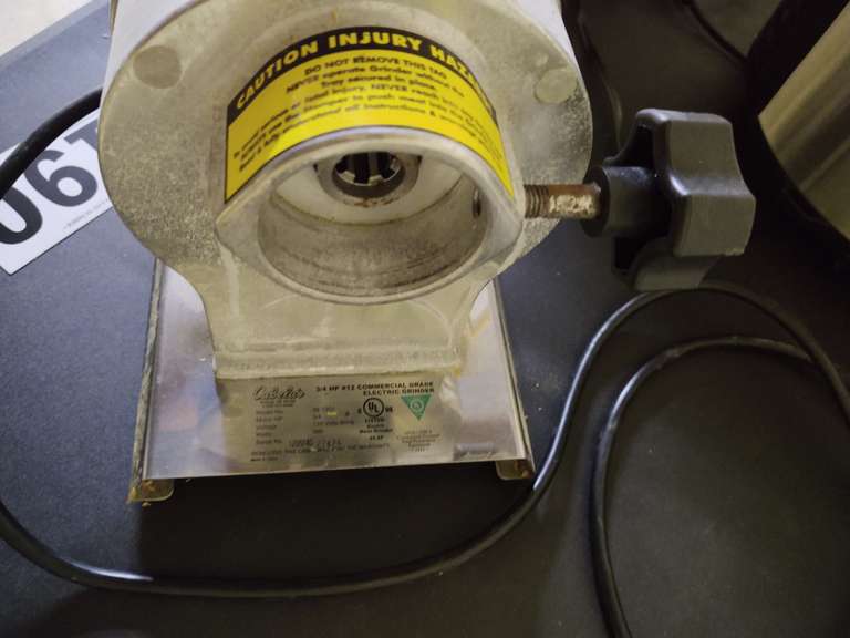 Cabelas electric meat grinder. Model 081201. Missing attachments