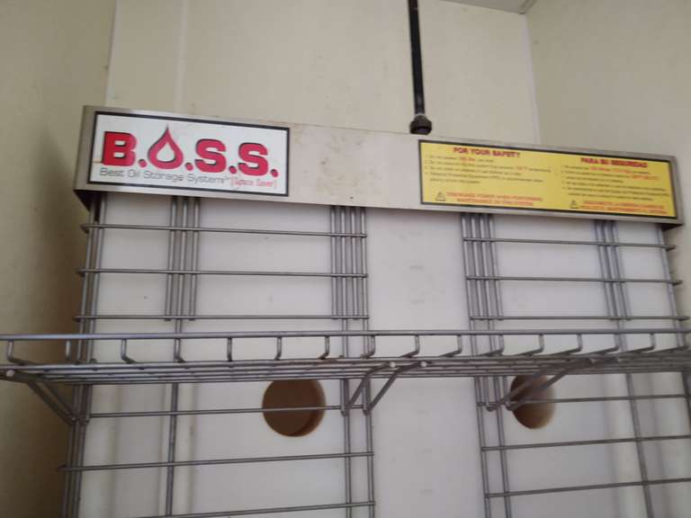 BOSS Space Saver used cooking oil storage tank South Auction