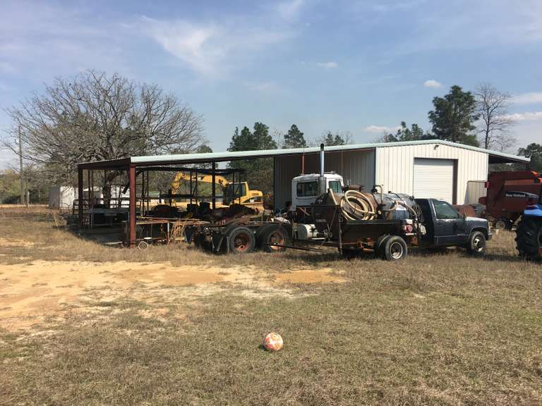 Shop and Acreage, Garfield, GA
