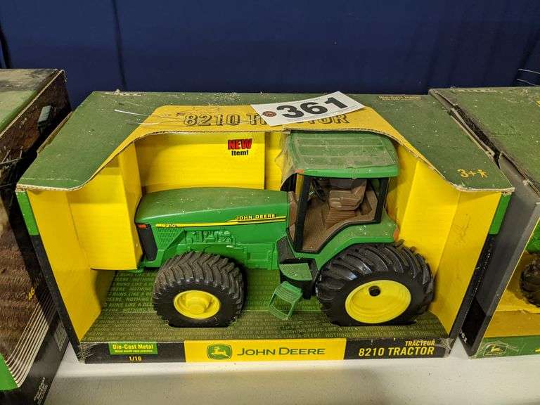 Ertl John Deere 8210 tractor South Auction