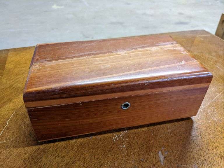 Small replica Lane cedar chest box. Marked Savannah South Auction