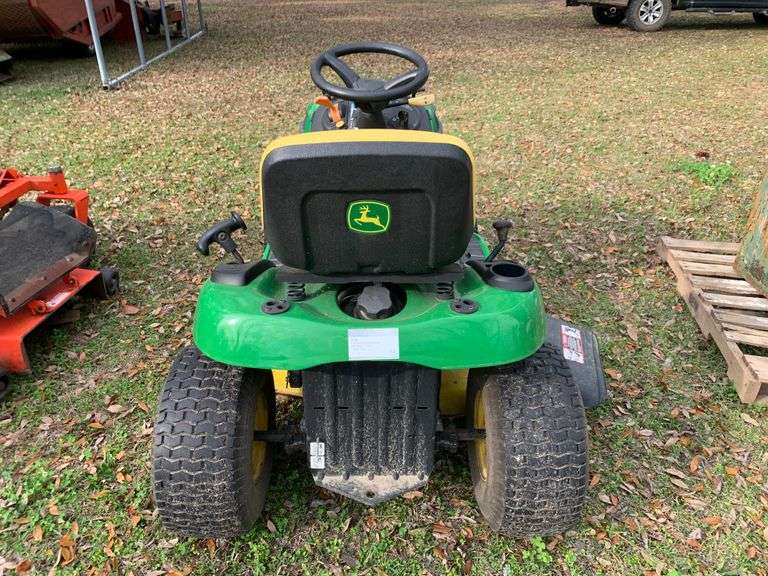 John Deere E100 riding mower South Auction