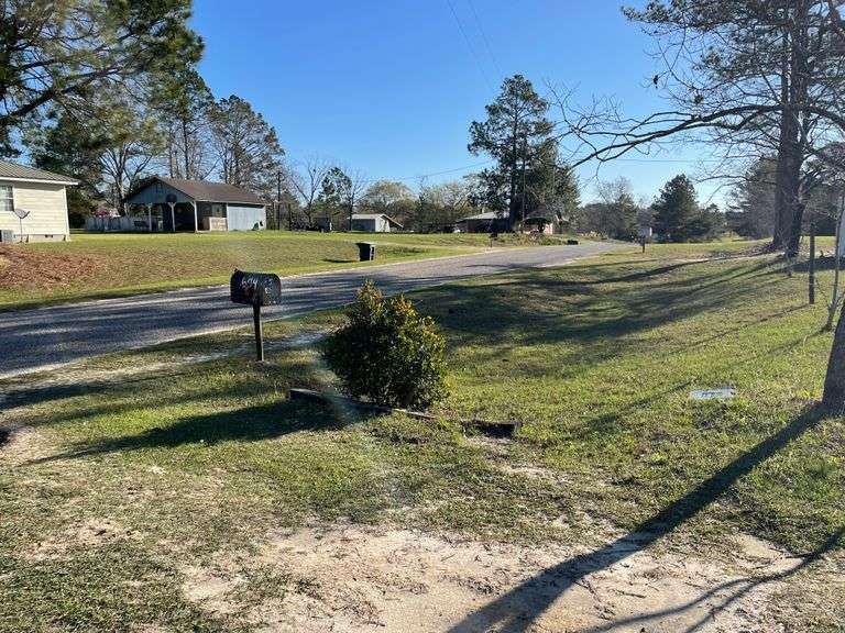 604 Railroad Ave Stillmore, GA South Auction