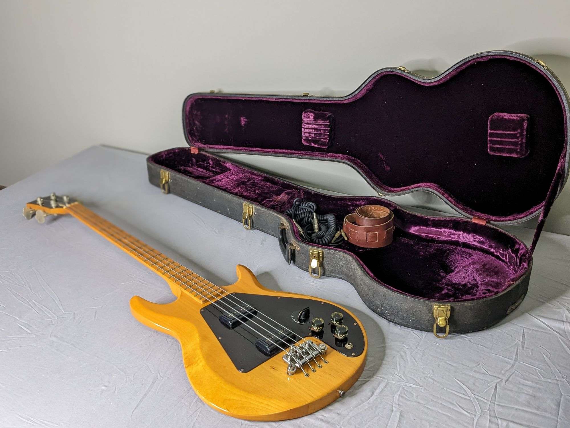 Gobson Ripper Gibson Ripper Bass