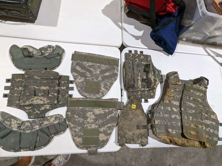 US ARMY issue Point Blank VEST with DAPS. Kevlar present but no plates