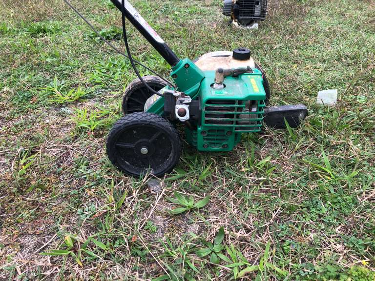 Power Edge ComforTouch Weed Eater Trice Auctions