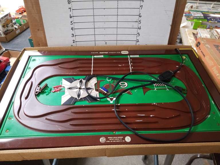Tudor Electric Horse Race Game Trice Auctions