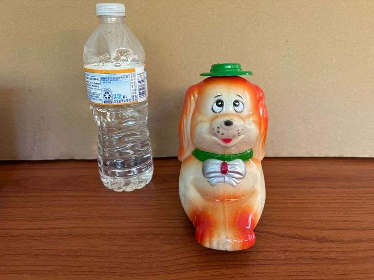 Vintage Wang Wang Dog - Trice Auctions