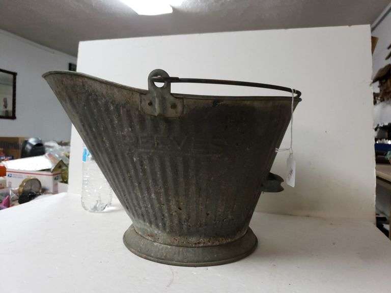 Vin Reeves Galvanized Ash Bucket Trice Auctions