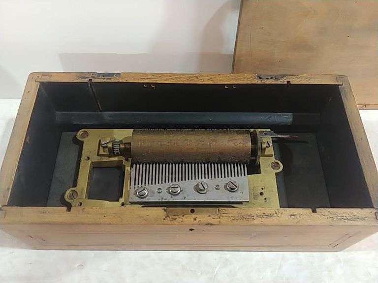 Antique Music Box Light Wood Trice Auctions