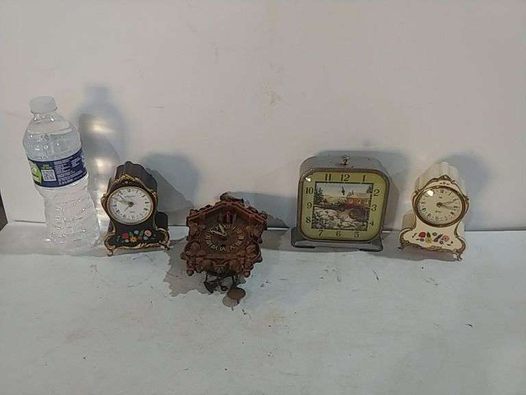 4 Small Vintage Clocks Trice Auctions