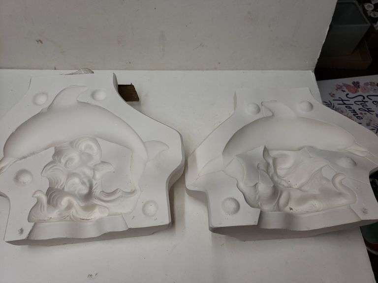 Trenton Dolphin Mold TM450 Trice Auctions