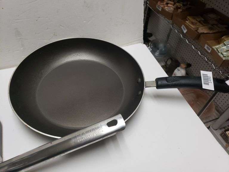 Thomas Professional Cookware Grill Pan And Frying Pan Trice Auctions
