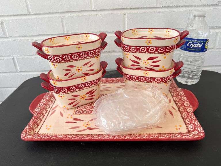 Temptations by Tara Carved Old World 1.5 QT Loaf Baker With