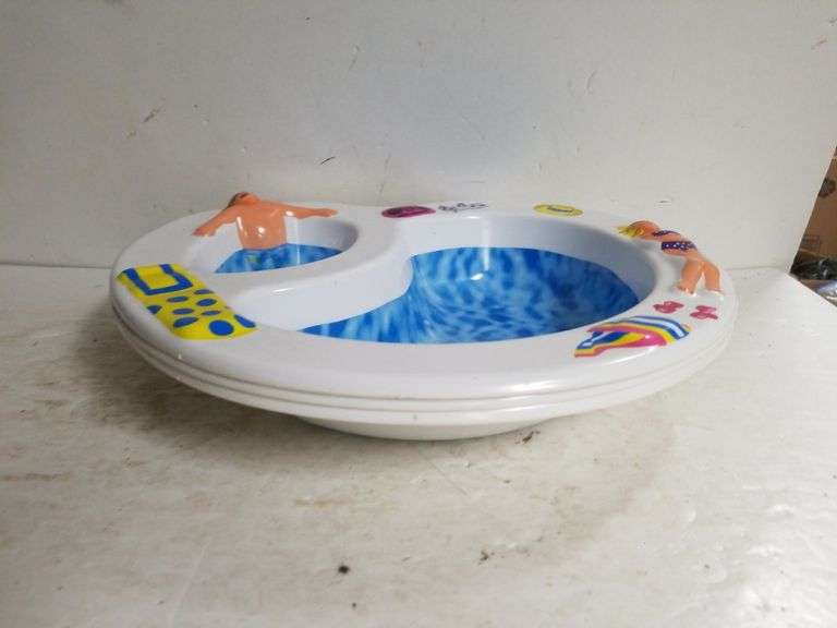 Pool Inspired Plastic Chip & Dip Containers Trice Auctions