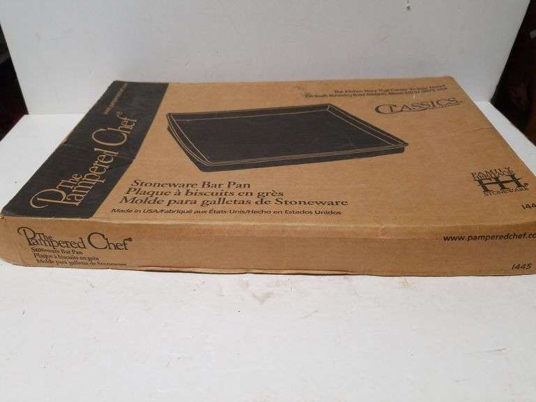 Pampered Chef Stoneware Bar Pan Trice Auctions