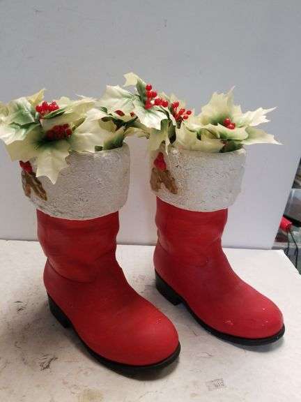 Decorative Santa Ceramic Boots - Trice Auctions