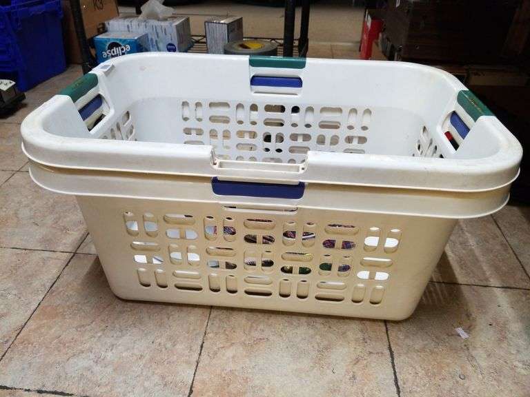 Laundry Baskets With Items Trice Auctions