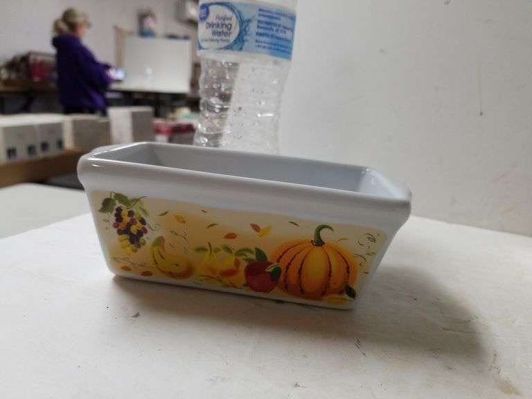 Lot Of 10 Glass Mini Loaf Pans, 2 Designs Trice Auctions