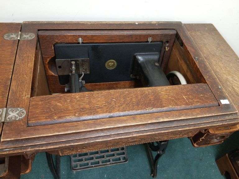 Vintage Wheeler & Wilson Sewing Machine Table Trice Auctions