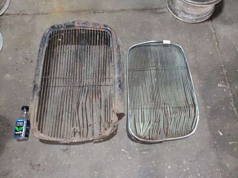 1 Vintage Grill Shell And Insert ( Both Have Damage) Trice Auctions