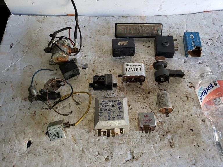 Vw Relays, Fuses And More Trice Auctions