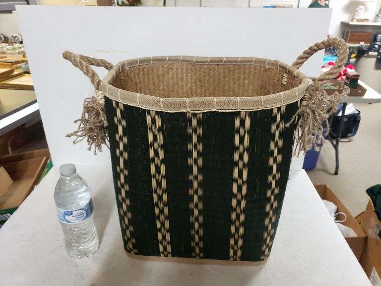 Green Baskets With Handles Trice Auctions