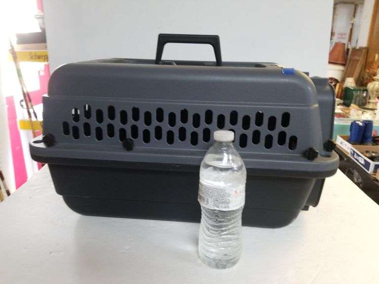 Small Great Choices Pet Carrier Trice Auctions