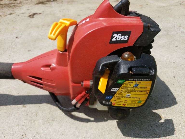 HomeLite 26SS Gas Powered Weed Trimmer Trice Auctions