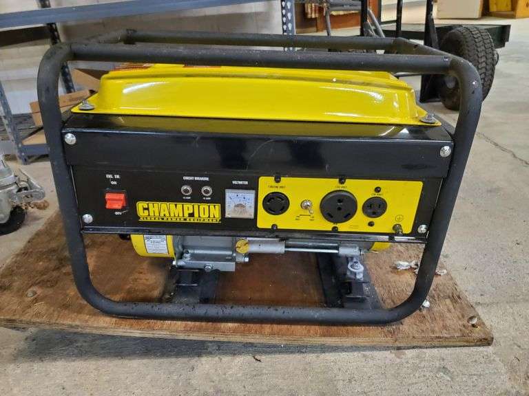 Champion Gas Powered Generator, Barely Used, Runs Great Trice Auctions